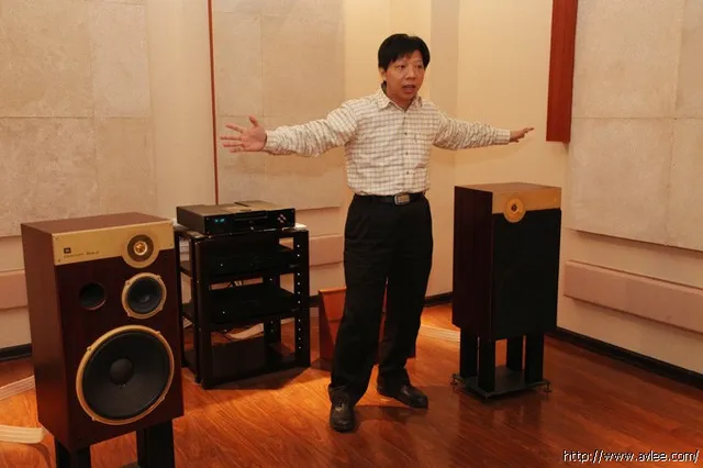 Golden Sound 线材专家余瑞忠先生来音响博物馆现场指导
