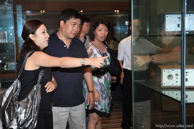 中港集团人员一行七人来访世界发烧音响博物馆