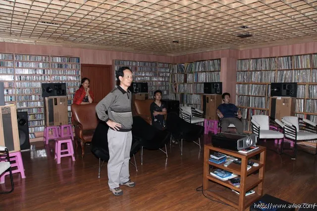 深圳市环保局人员来访世界发烧音响博物馆