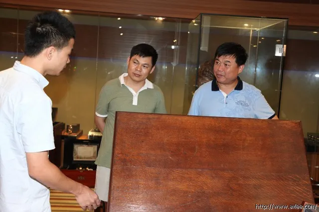军分区领导到我馆参观交流