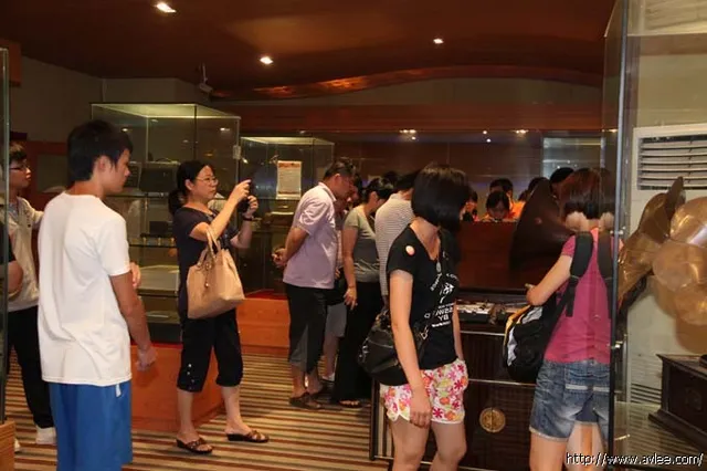 中山远洋假期一行24人到阳江十八子有限公司旅游参观