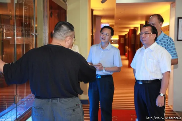 阳江市委常委、组织部长黎泽林等领导莅临十八子集团参观指导