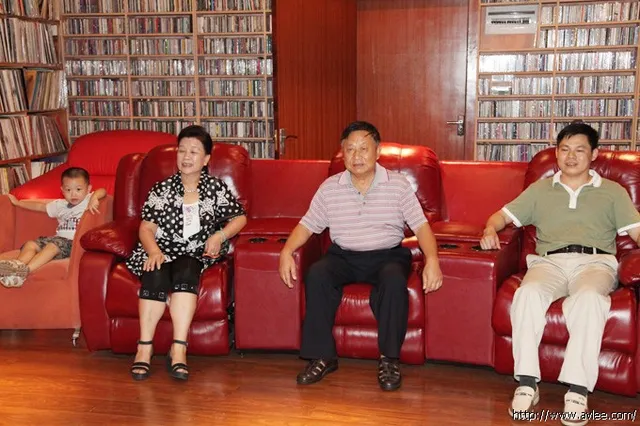 军分区领导莅临阳江十八子集团有限公司考察